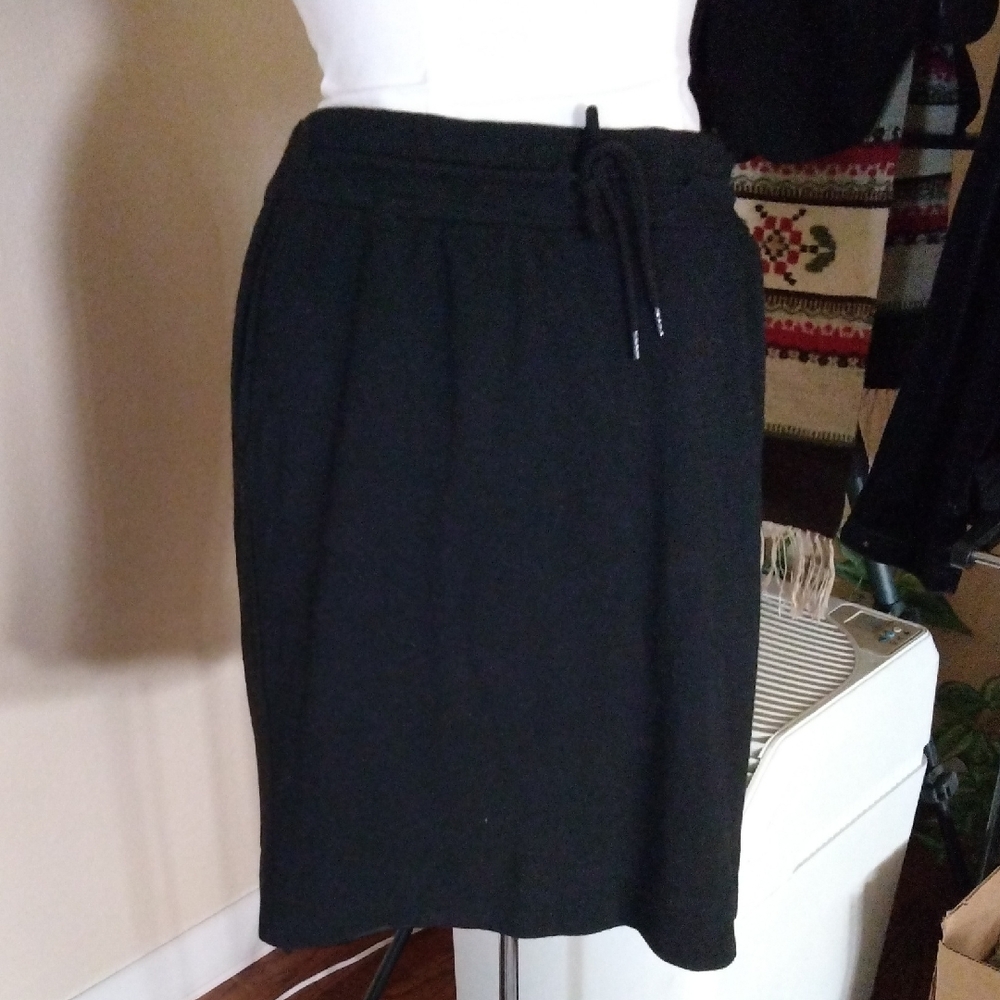 A-K-R-I-S Punto Lined Wool Skirt Size 12